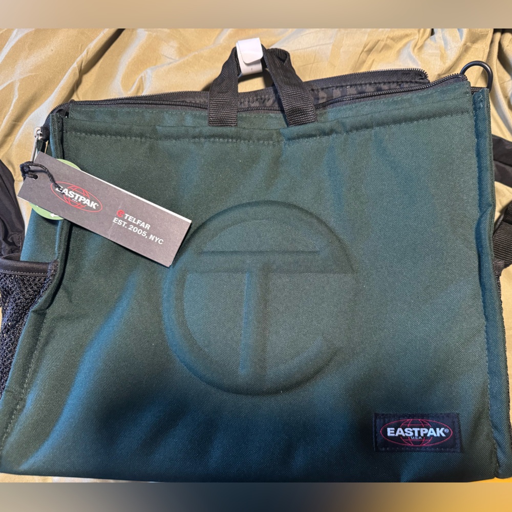 Hunter Green Telfar East Pak. Great condition.